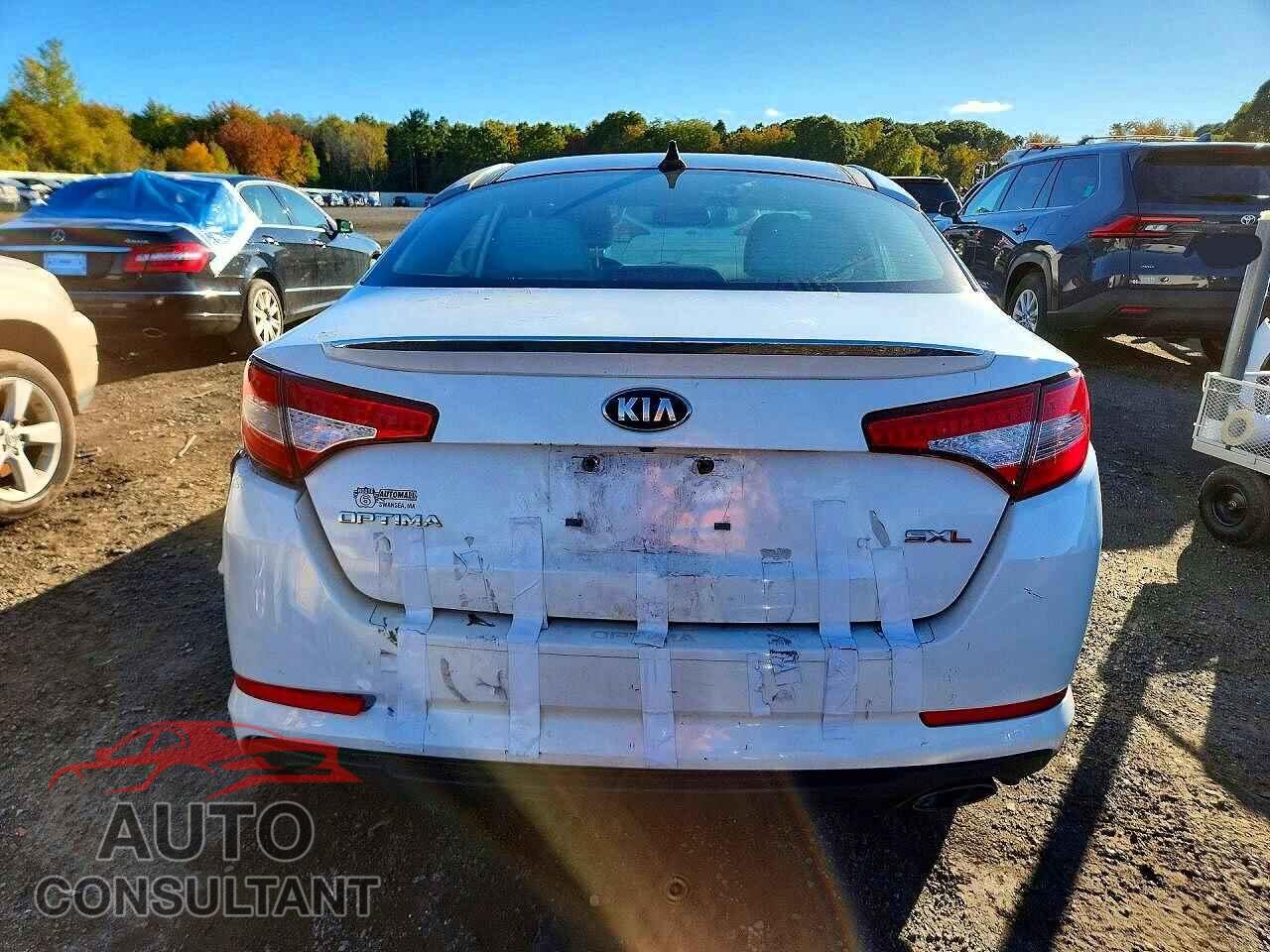 KIA OPTIMA 2013 - 5XXGR4A67DG112068