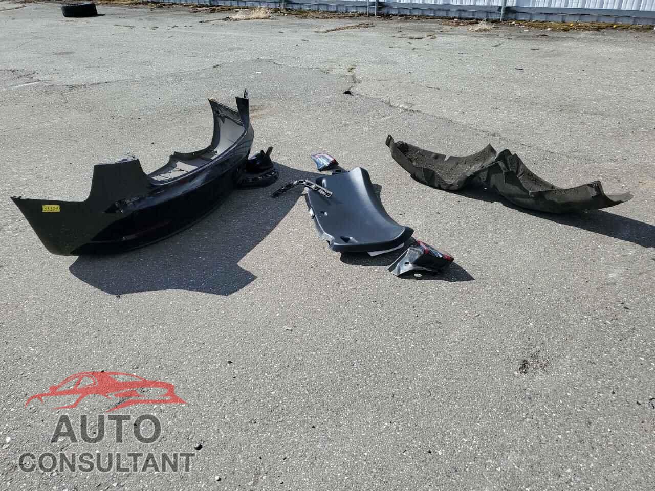 TESLA MODEL 3 2018 - 5YJ3E1EBXJF071739