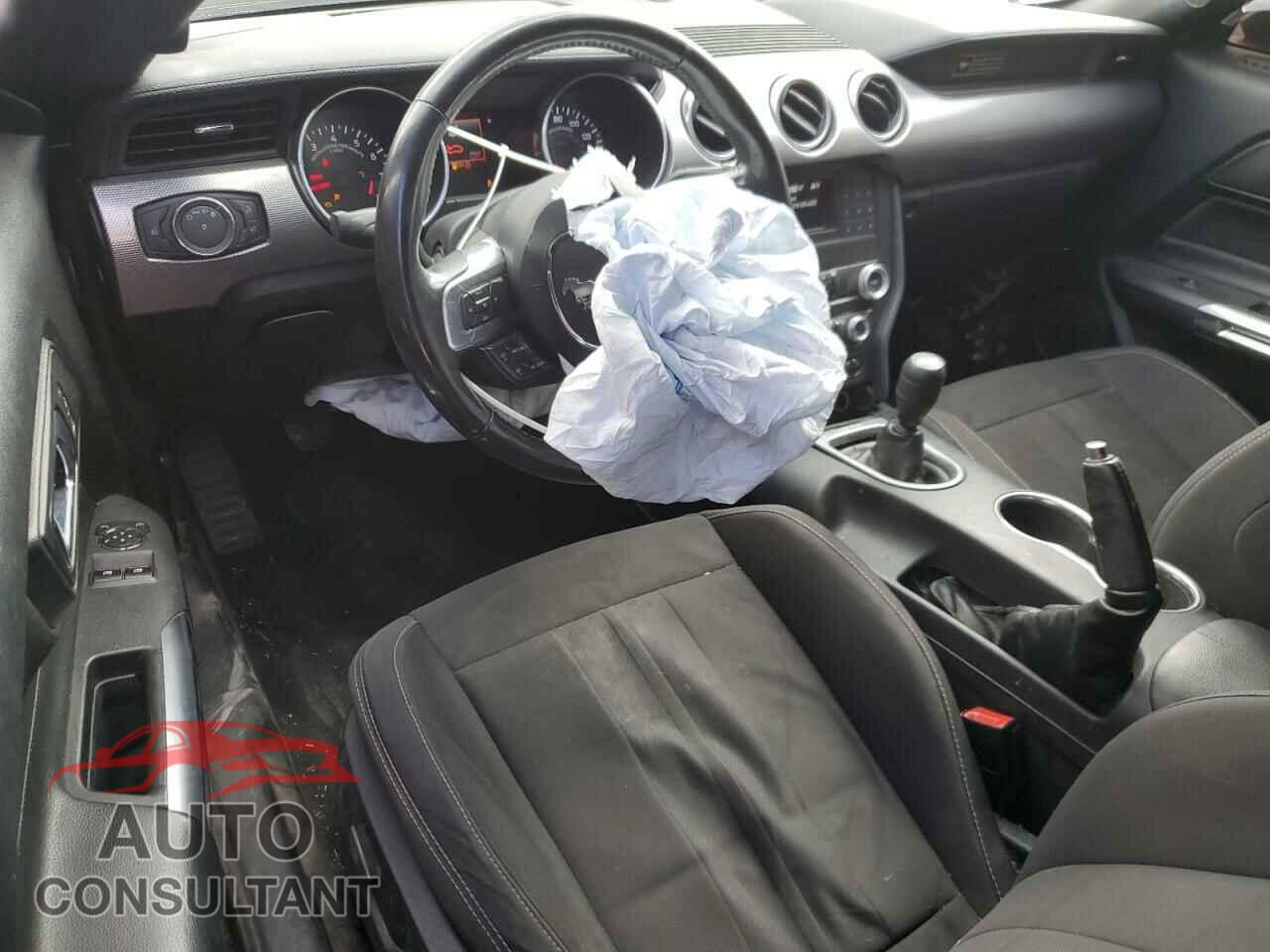 FORD MUSTANG 2020 - 1FA6P8CF9L5169810