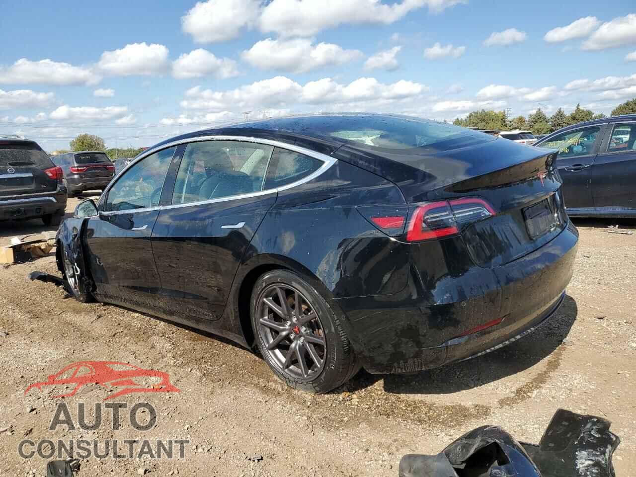 TESLA MODEL 3 2019 - 5YJ3E1EA0KF325337