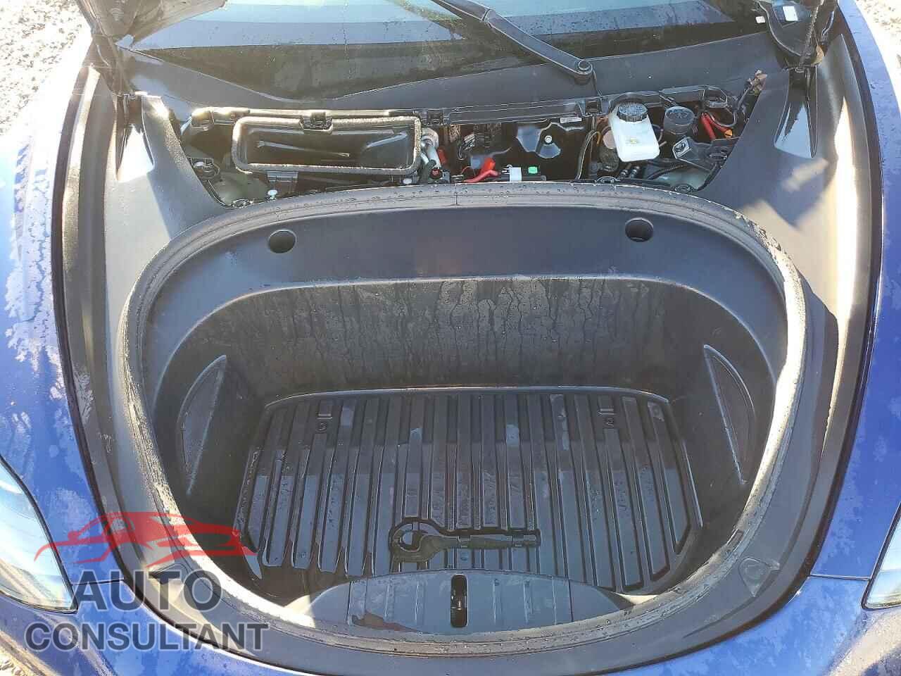 TESLA MODEL 3 2023 - 5YJ3E1EA3PF437525