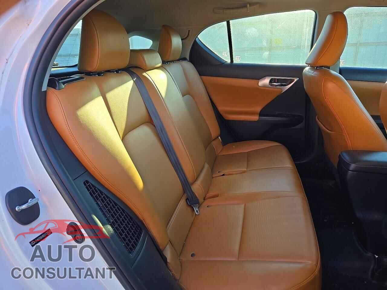 LEXUS CT 200 2013 - JTHKD5BH8D2135538