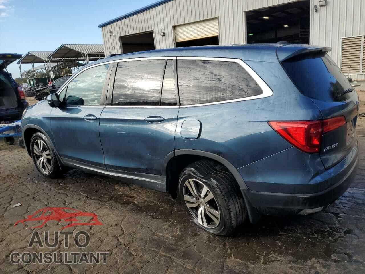 HONDA PILOT 2017 - 5FNYF5H5XHB011969