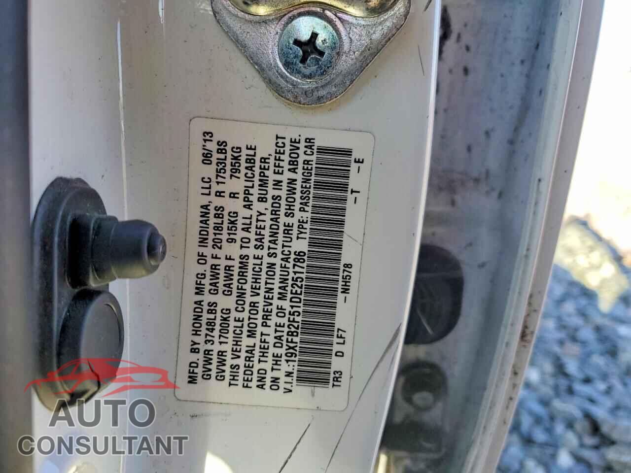 HONDA CIVIC 2013 - 19XFB2F51DE251786