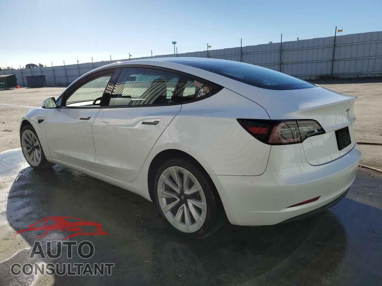 TESLA MODEL 3 2022 - 5YJ3E1EA5NF143265
