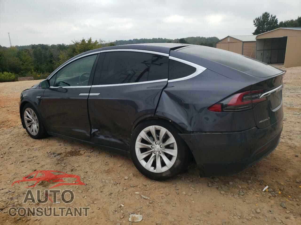 TESLA MODEL X 2016 - 5YJXCBE23GF003482