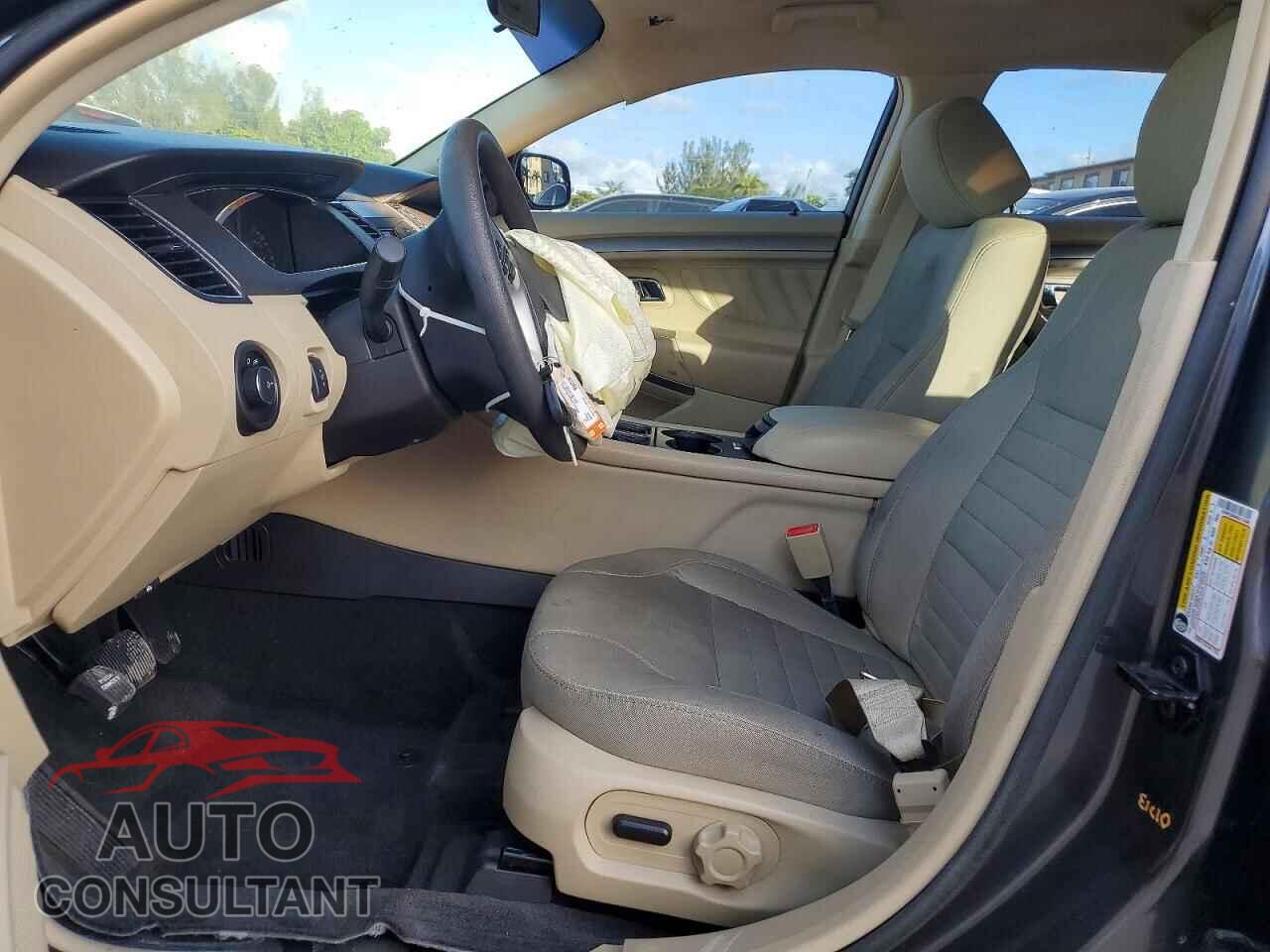 FORD TAURUS 2017 - 1FAHP2D86HG113468