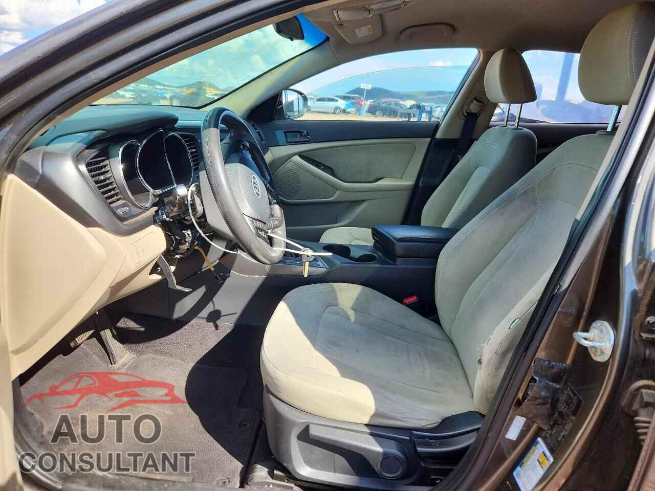 KIA OPTIMA 2011 - KNAGM4A78B5074730