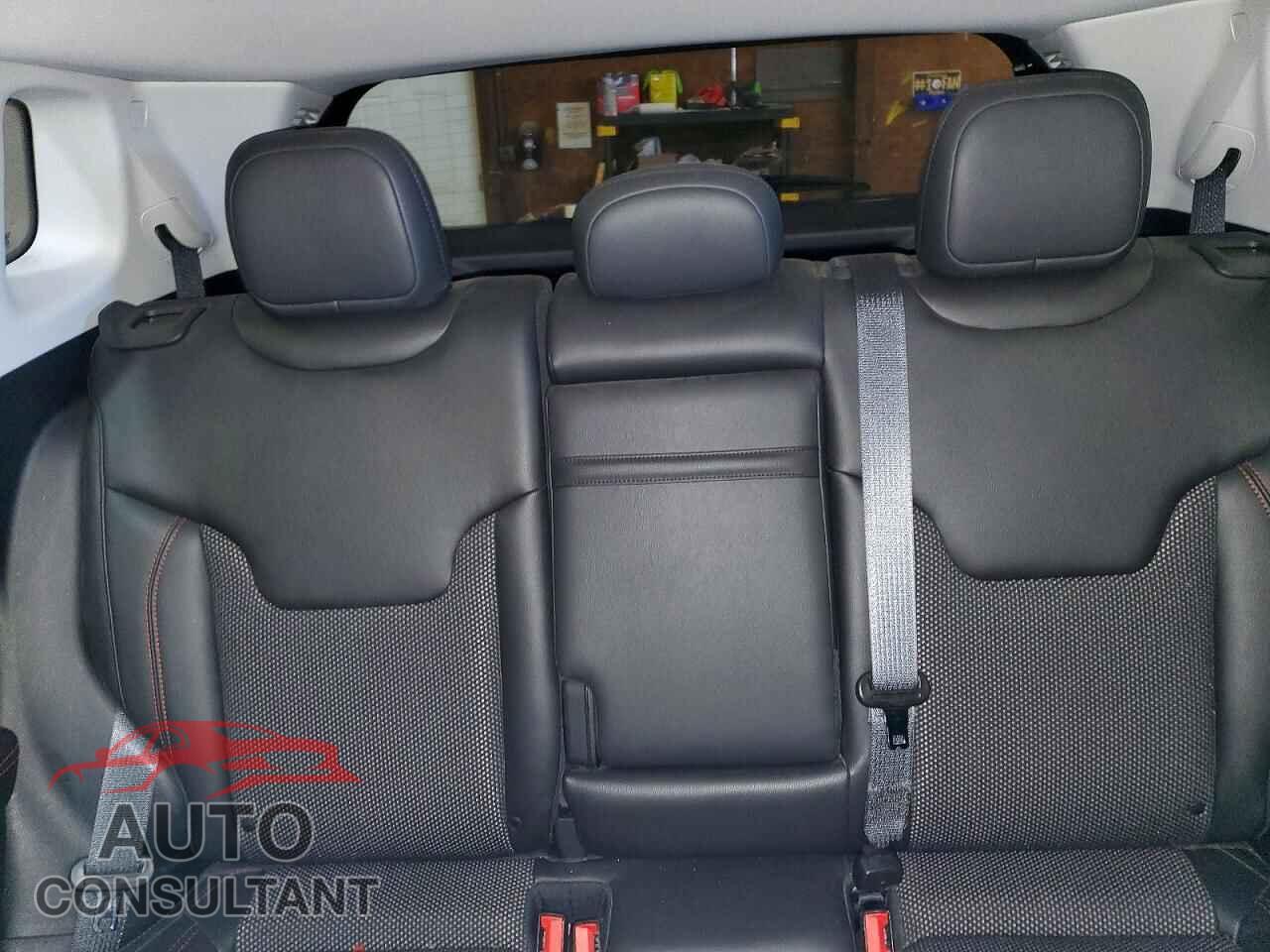 JEEP COMPASS 2018 - 3C4NJDDB1JT192345