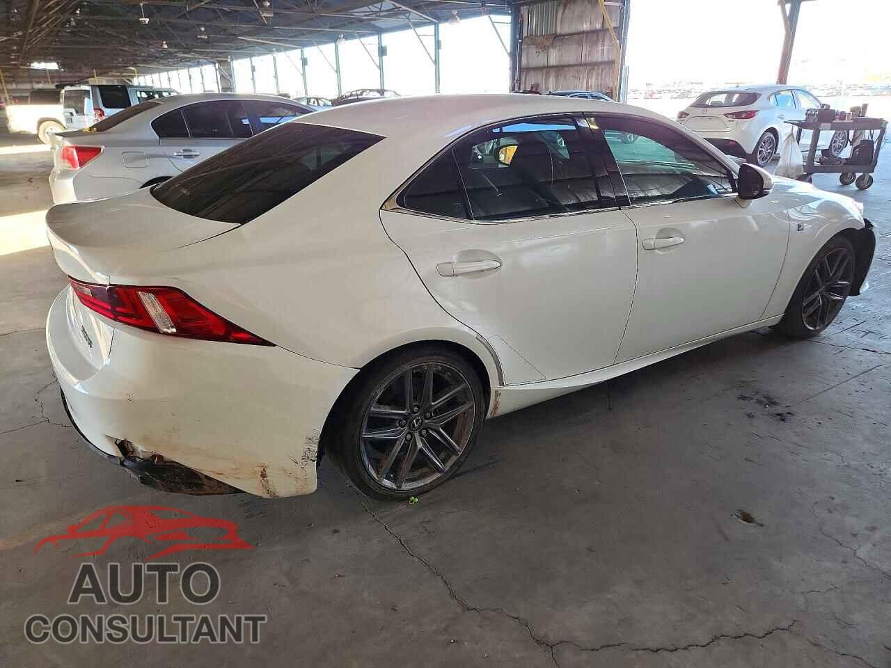 LEXUS IS 2016 - JTHBA1D23G5026238