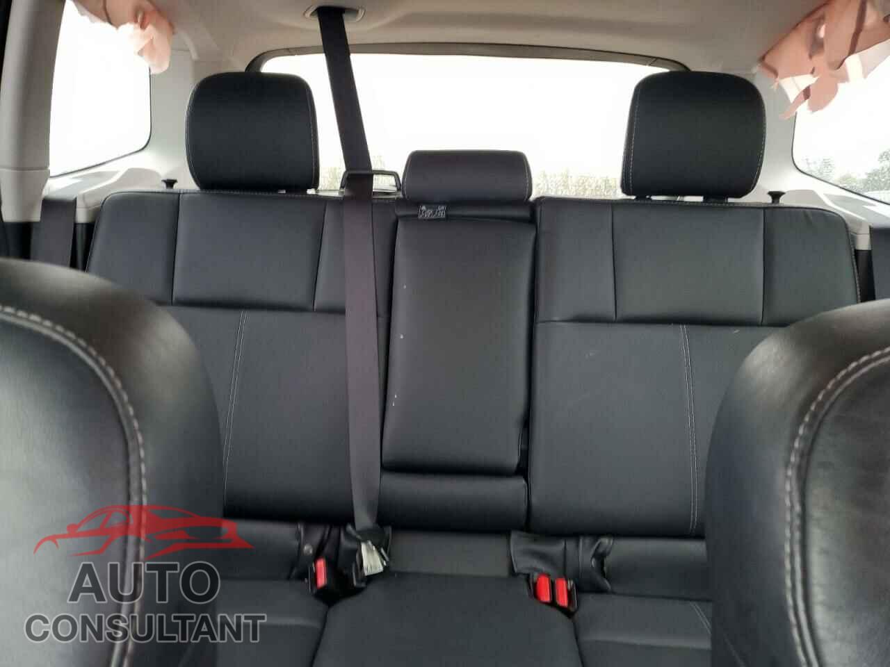 SUBARU FORESTER 2017 - JF2SJAWC8HH578066