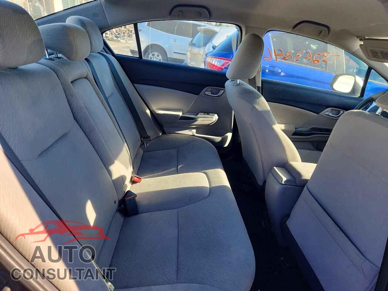 HONDA CIVIC 2013 - 2HGFB2F44DH011547