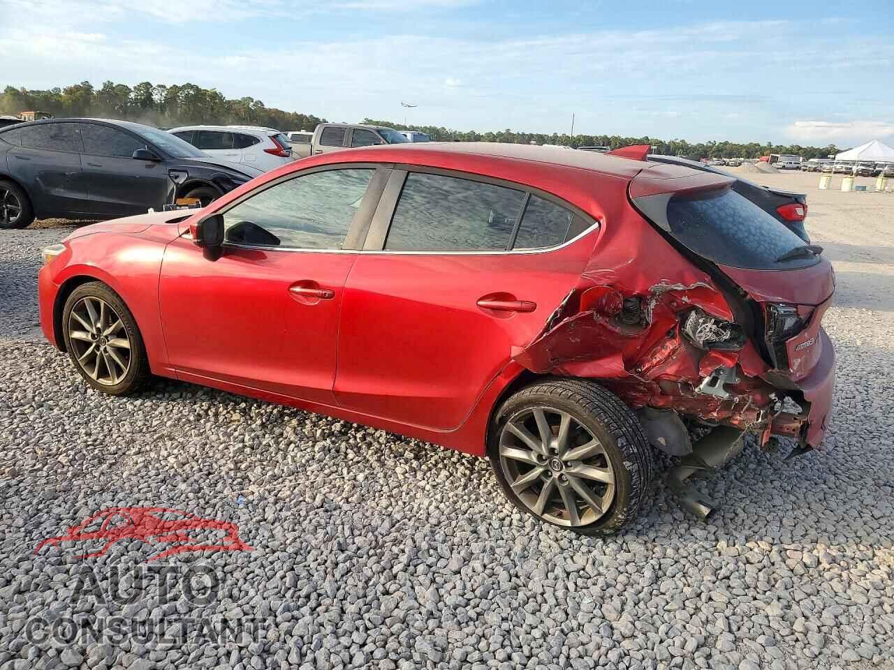 MAZDA 3 2018 - 3MZBN1M34JM165548