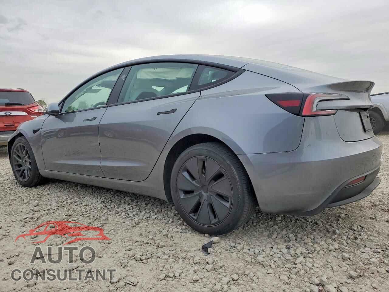 TESLA MODEL 3 2024 - 5YJ3E1EA7RF868307