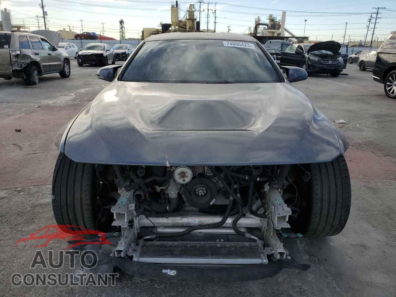 BMW M4 2017 - WBS3R9C58HK708973