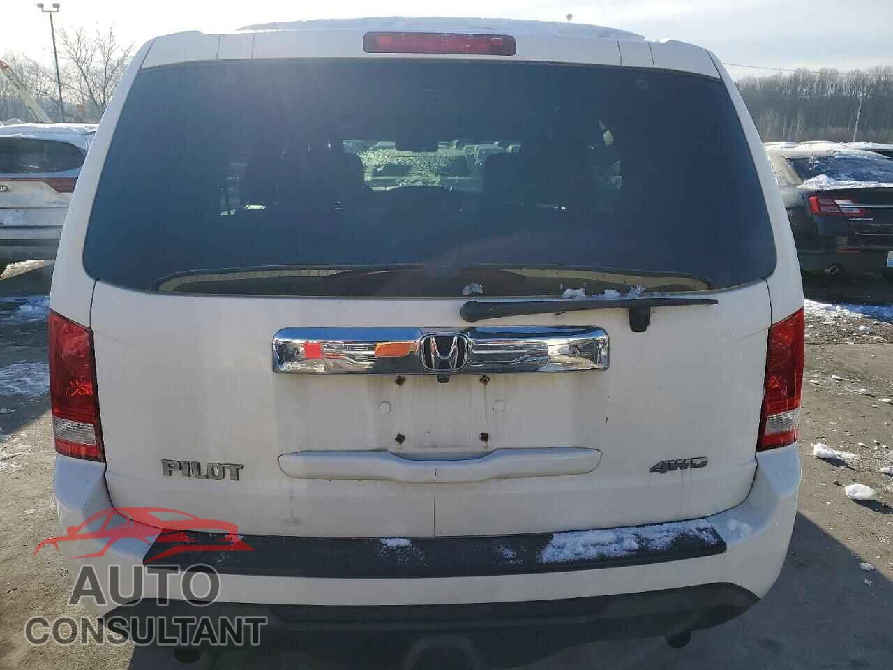 HONDA PILOT 2012 - 5FNYF4H24CB005206