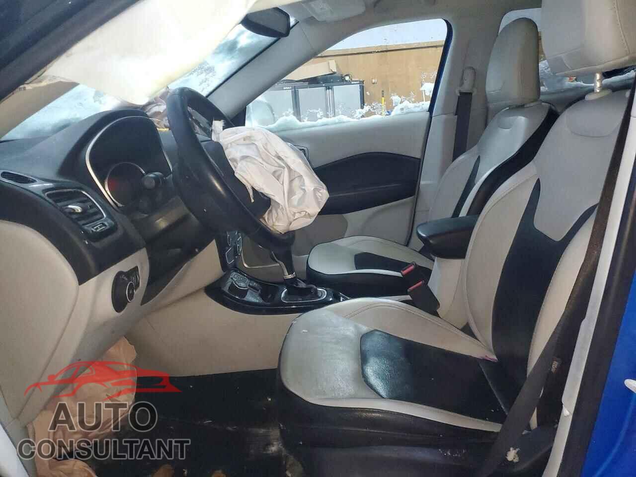 JEEP COMPASS 2019 - 3C4NJDCB4KT734332