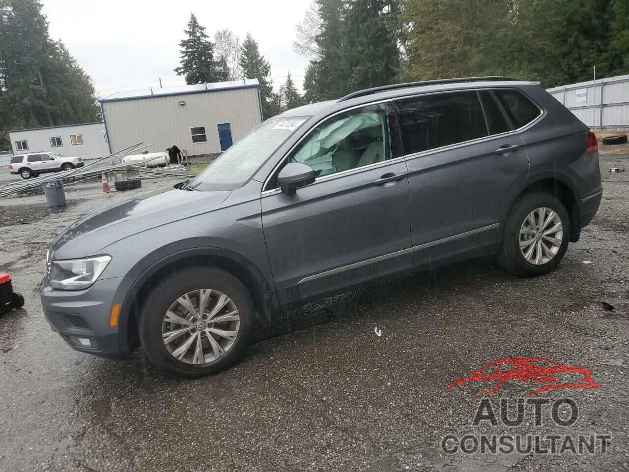 VOLKSWAGEN TIGUAN 2018 - 3VV2B7AX9JM022179