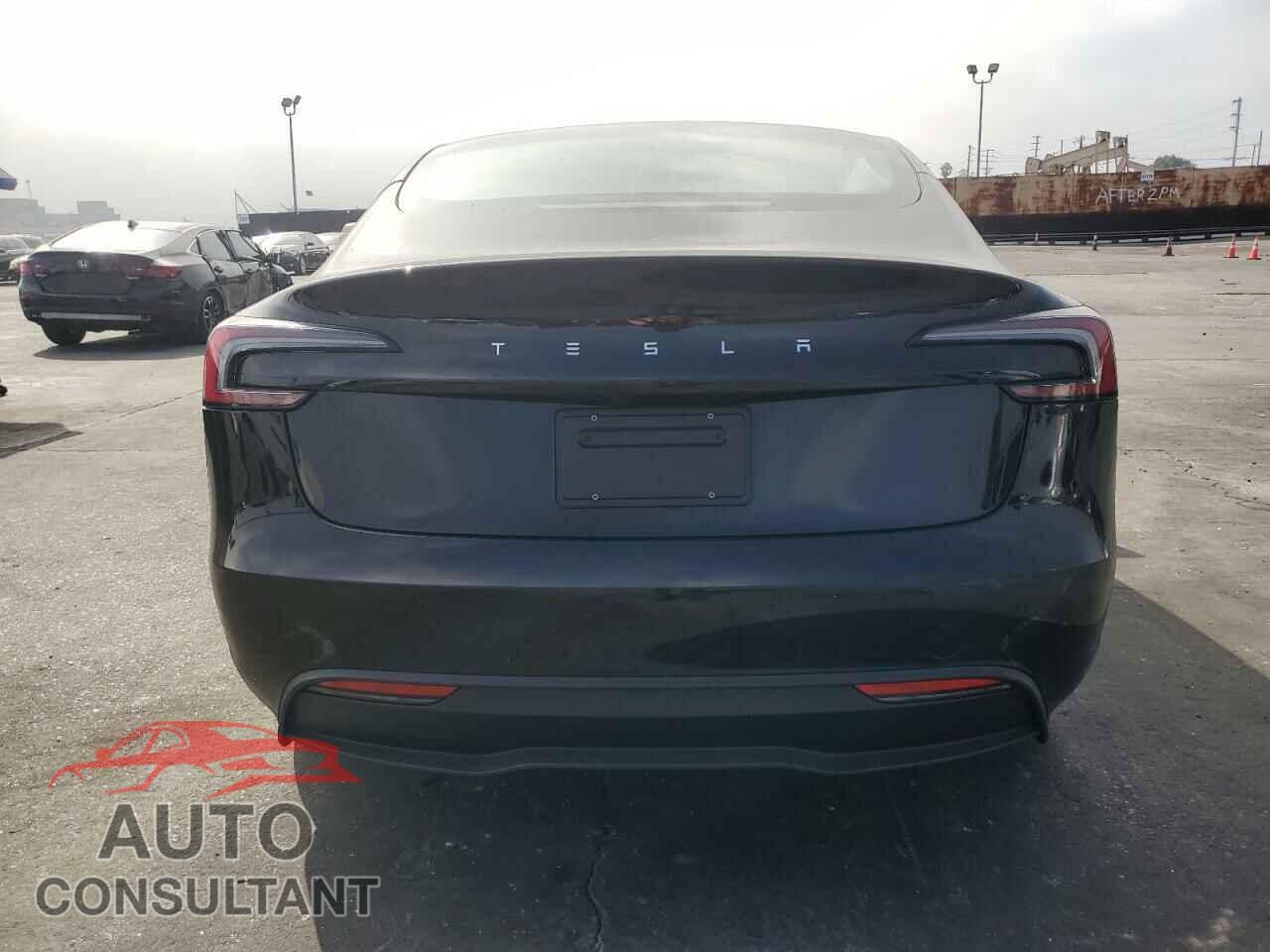 TESLA MODEL 3 2024 - 5YJ3E1EA7RF815798