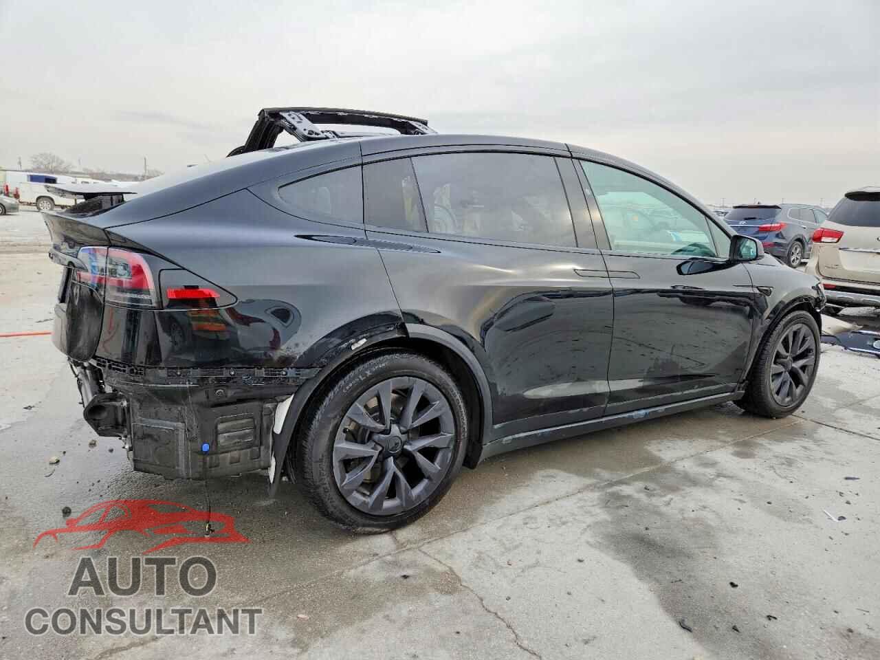TESLA MODEL X 2023 - 7SAXCBE52PF370855
