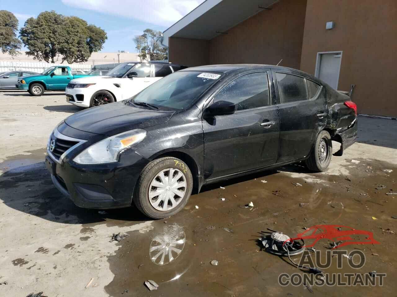 NISSAN VERSA 2018 - 3N1CN7AP0JL862001