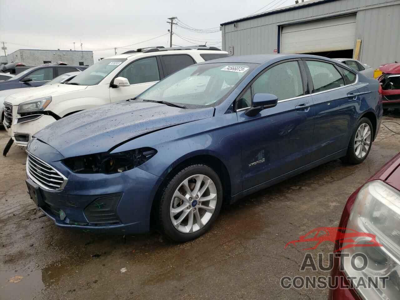FORD FUSION 2019 - 3FA6P0LU2KR102588