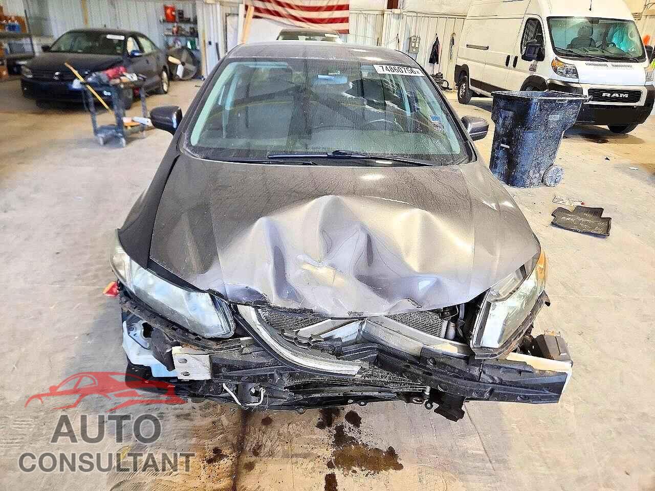 HONDA CIVIC 2015 - 19XFB2F52FE046089