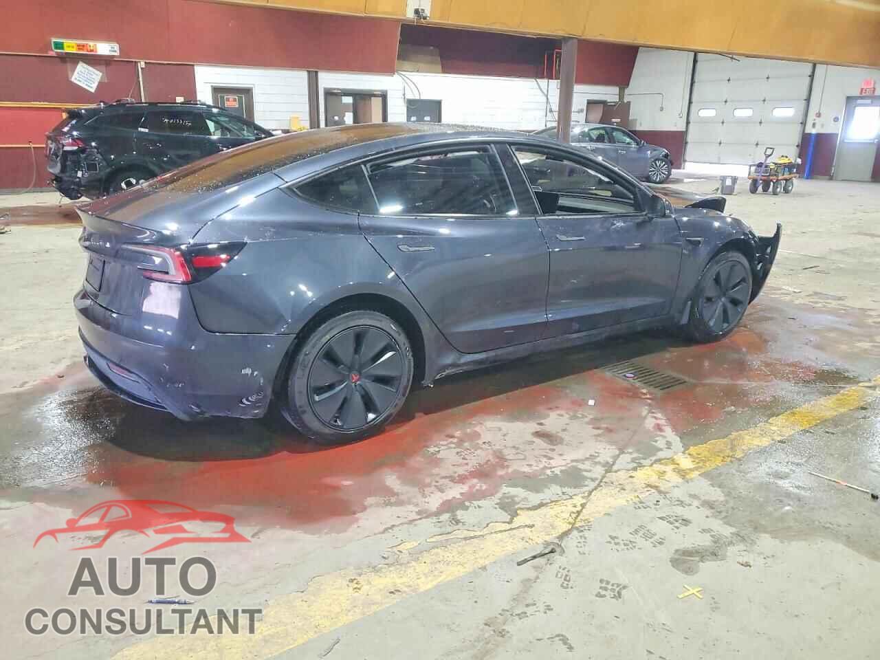 TESLA MODEL 3 2024 - 5YJ3E1EAXRF868883