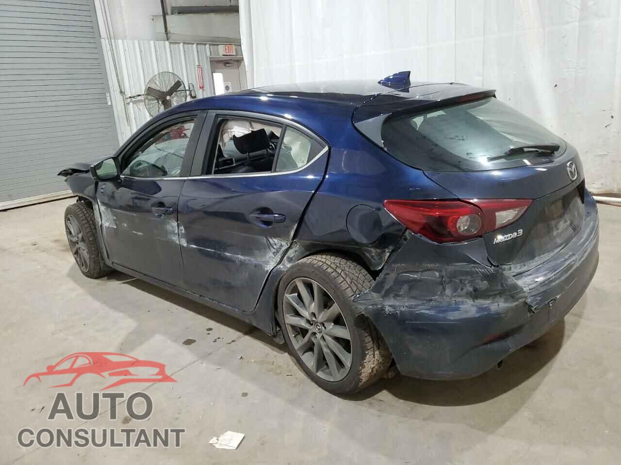 MAZDA 3 2018 - 3MZBN1M33JM223987