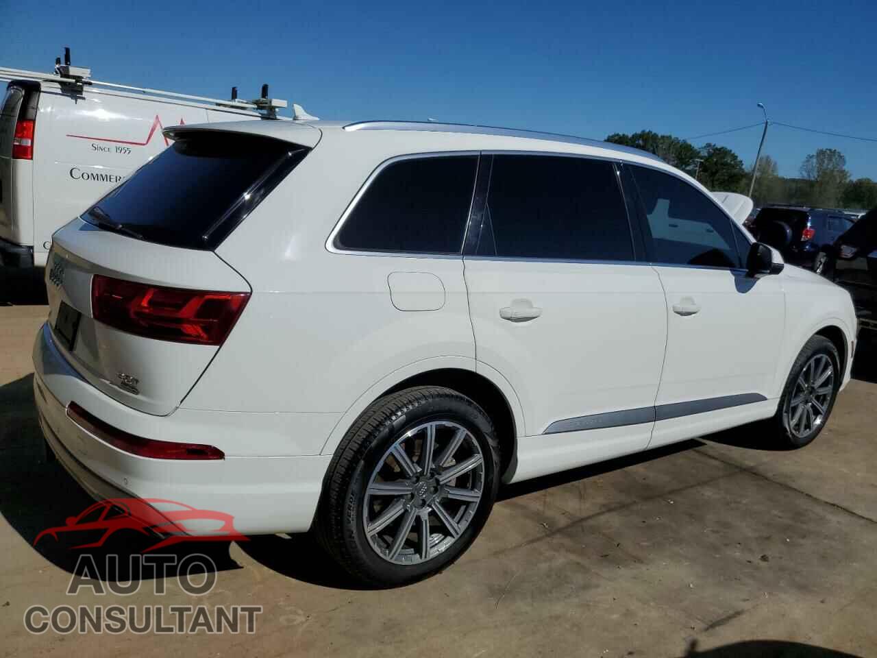 AUDI Q7 2018 - WA1AAAF73JD012000
