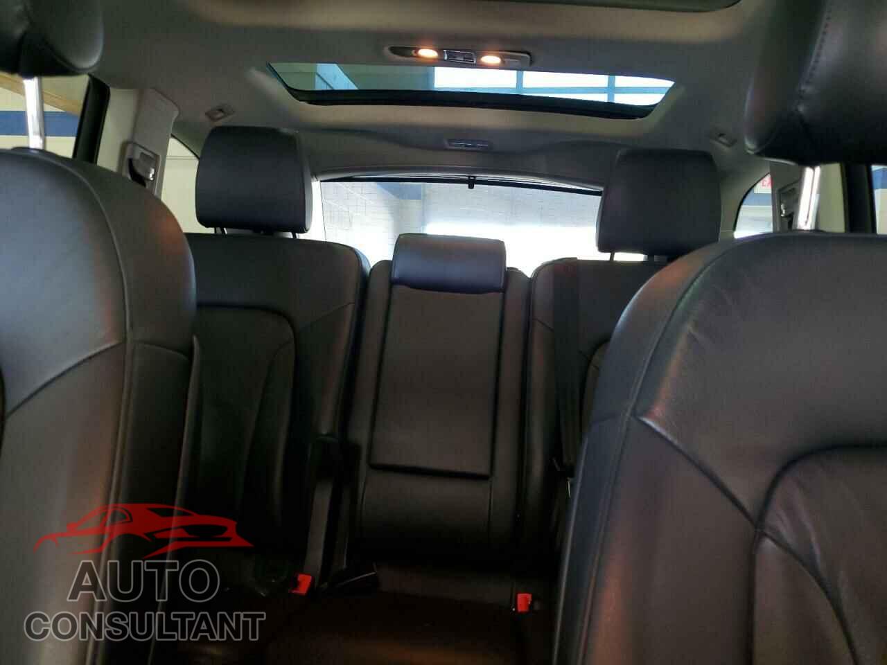 AUDI Q7 2015 - WA1LGAFE8FD001037
