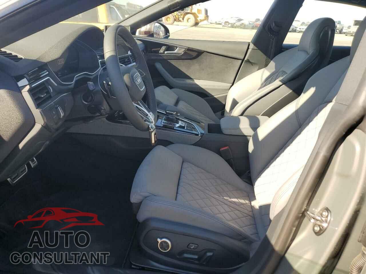 AUDI S5/RS5 2024 - WAUC4CF52RA079939
