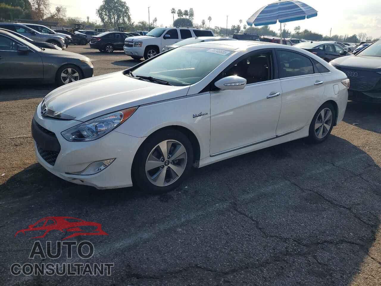 HYUNDAI SONATA 2012 - KMHEC4A43CA030691