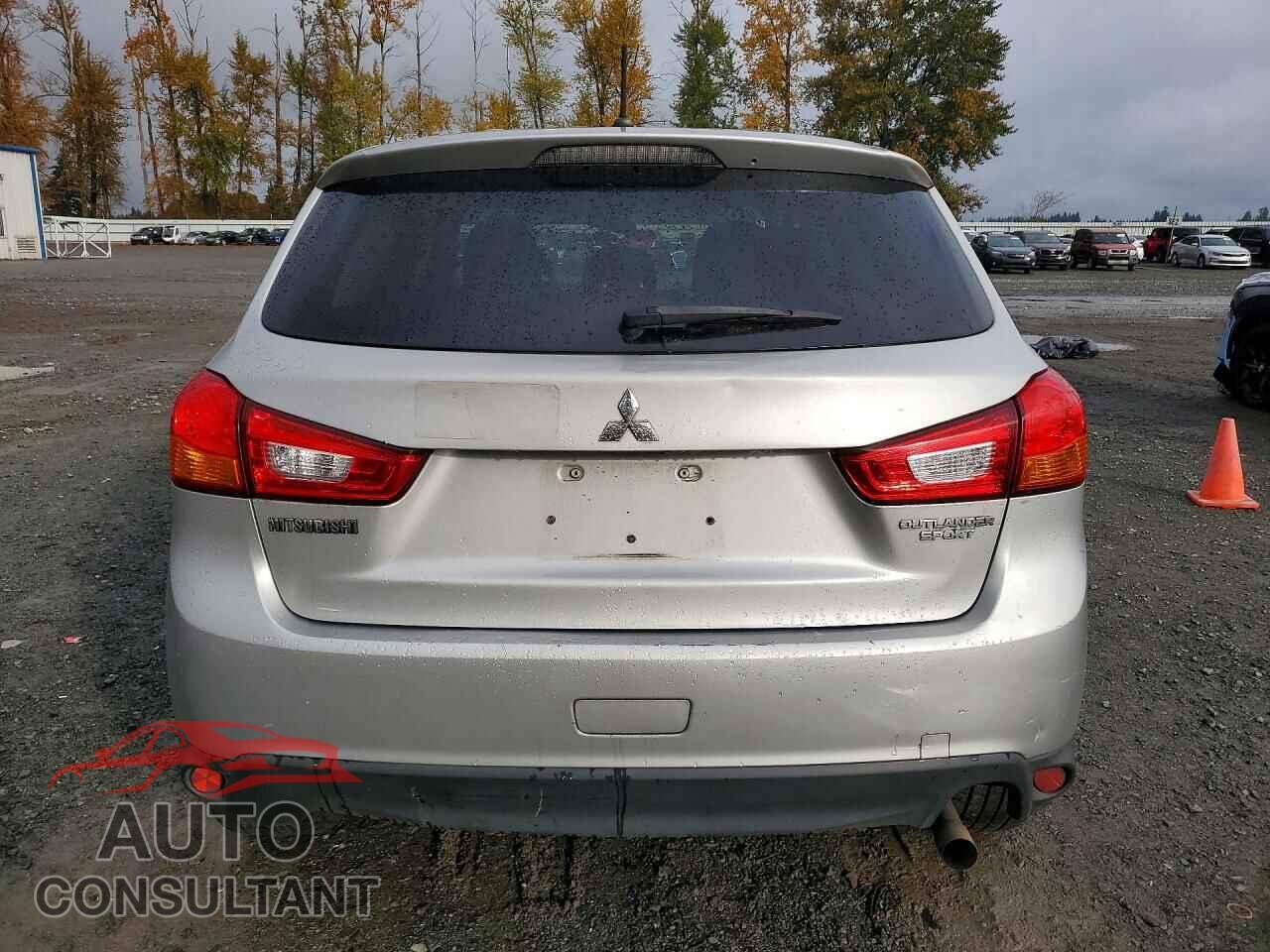 MITSUBISHI OUTLANDER 2015 - 4A4AR3AU1FE024941