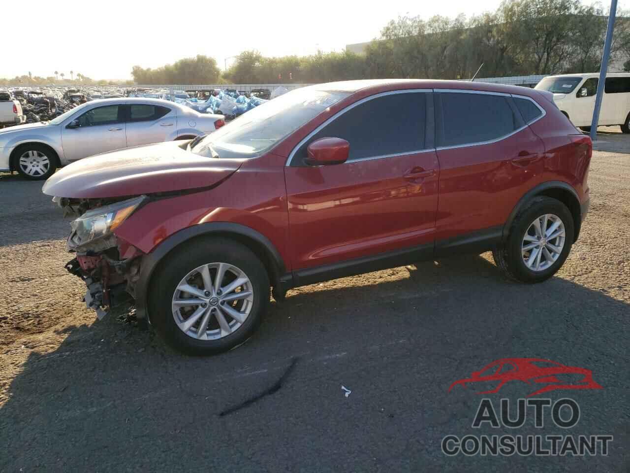 NISSAN ROGUE 2018 - JN1BJ1CPXJW188662