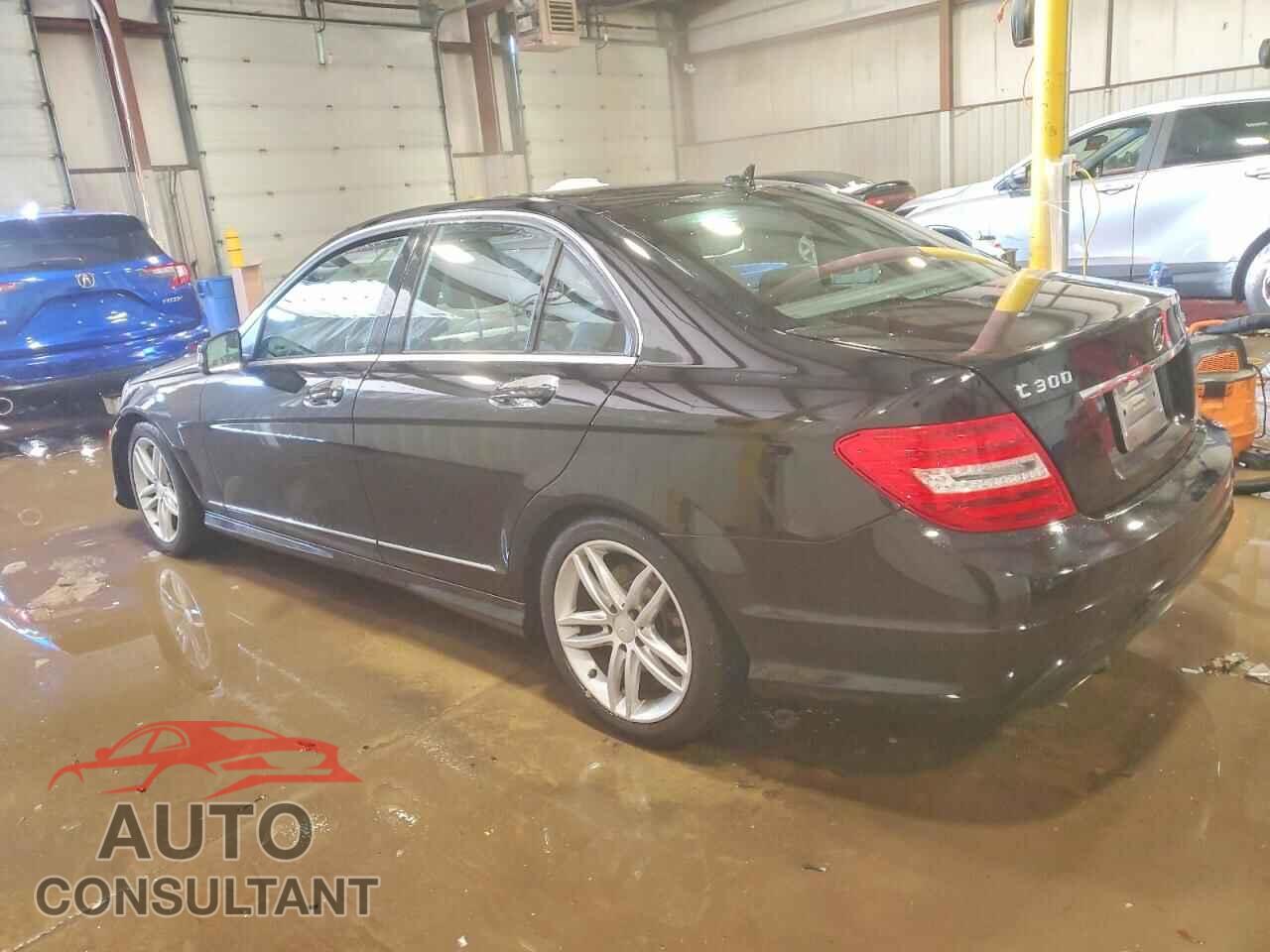 MERCEDES-BENZ C-CLASS 2014 - WDDGF8AB1ER318049