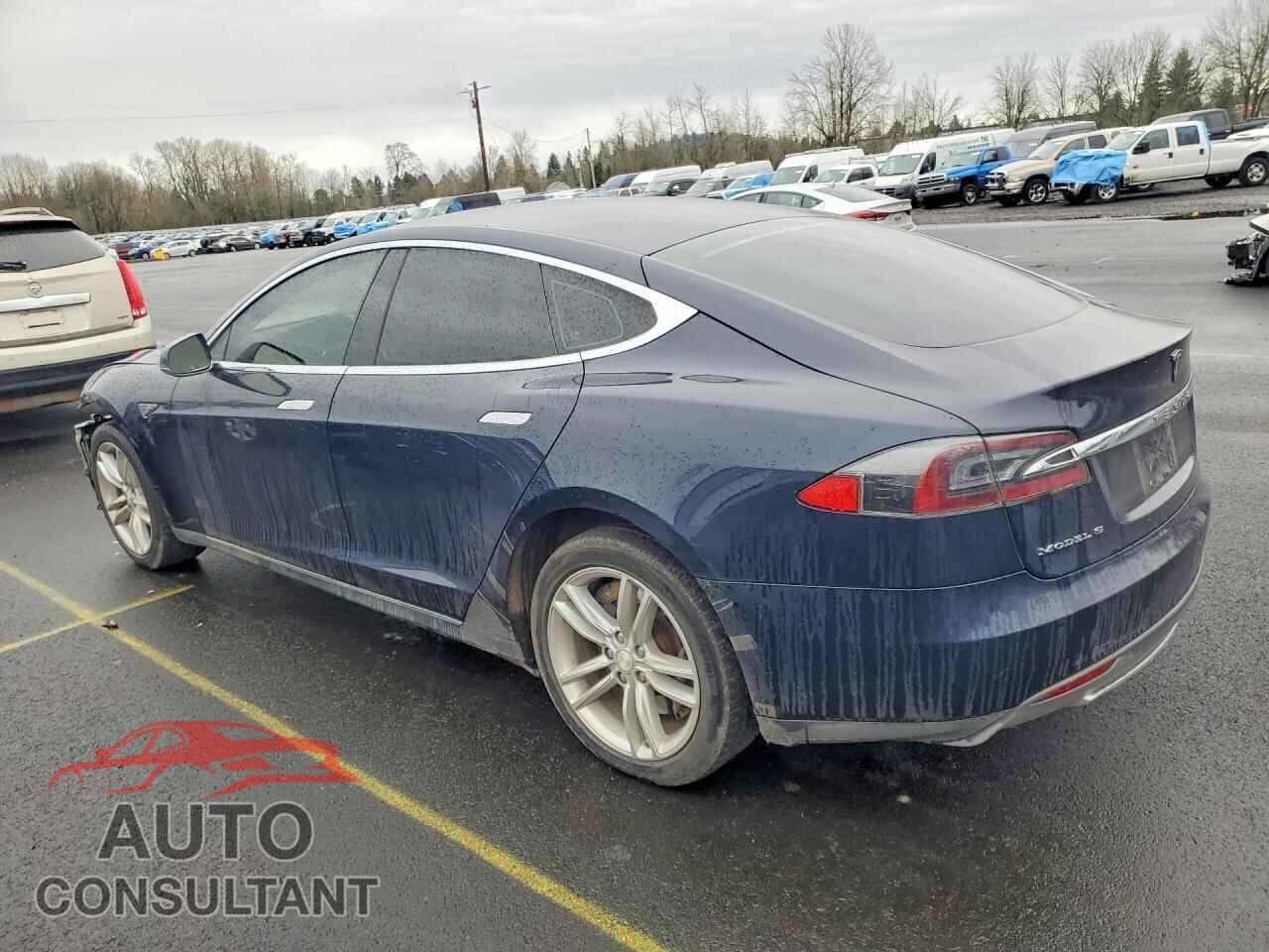 TESLA MODEL S 2013 - 5YJSA1CN8DFP06224