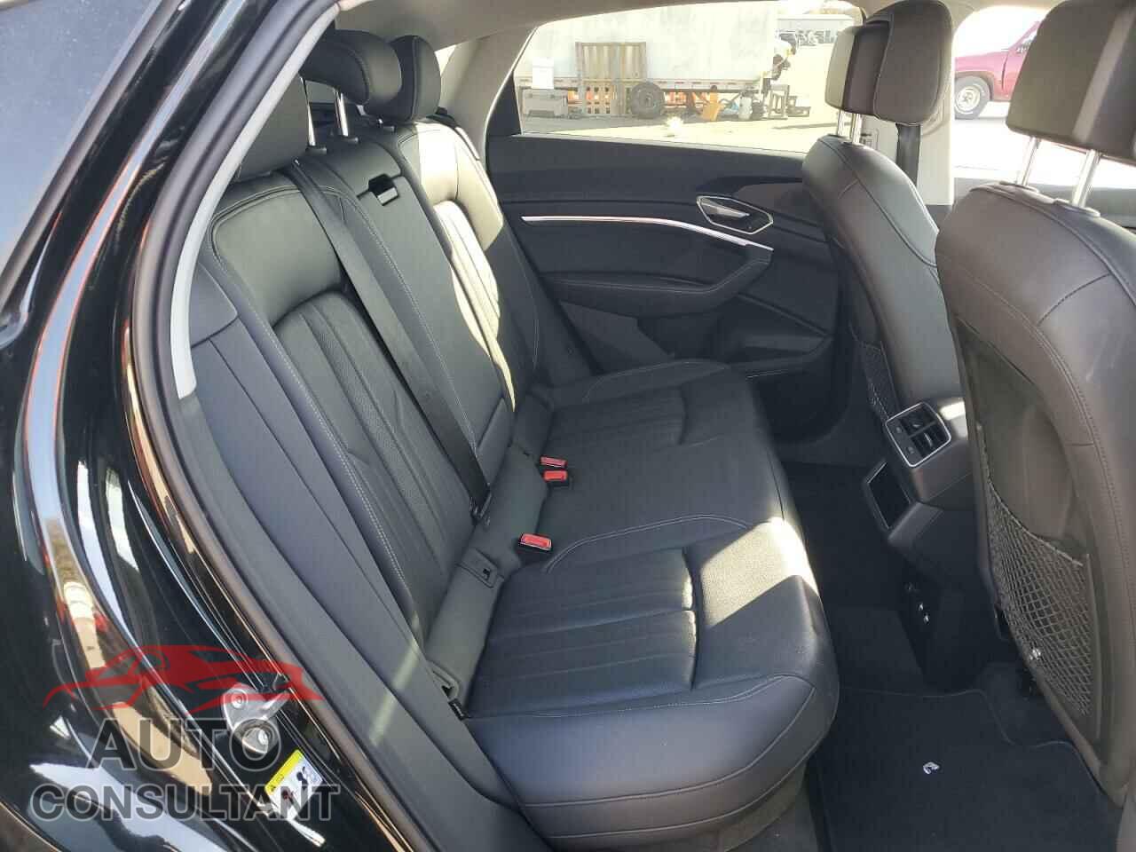 AUDI E-TRON 2020 - WA12ABGEXLB035697