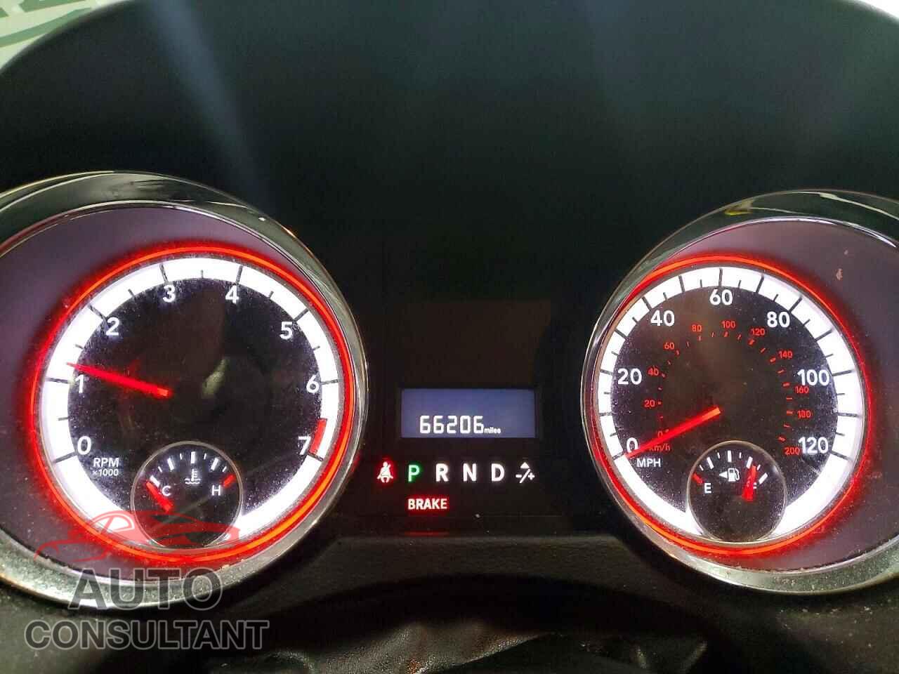 DODGE CARAVAN 2015 - 2C4RDGBG4FR668171