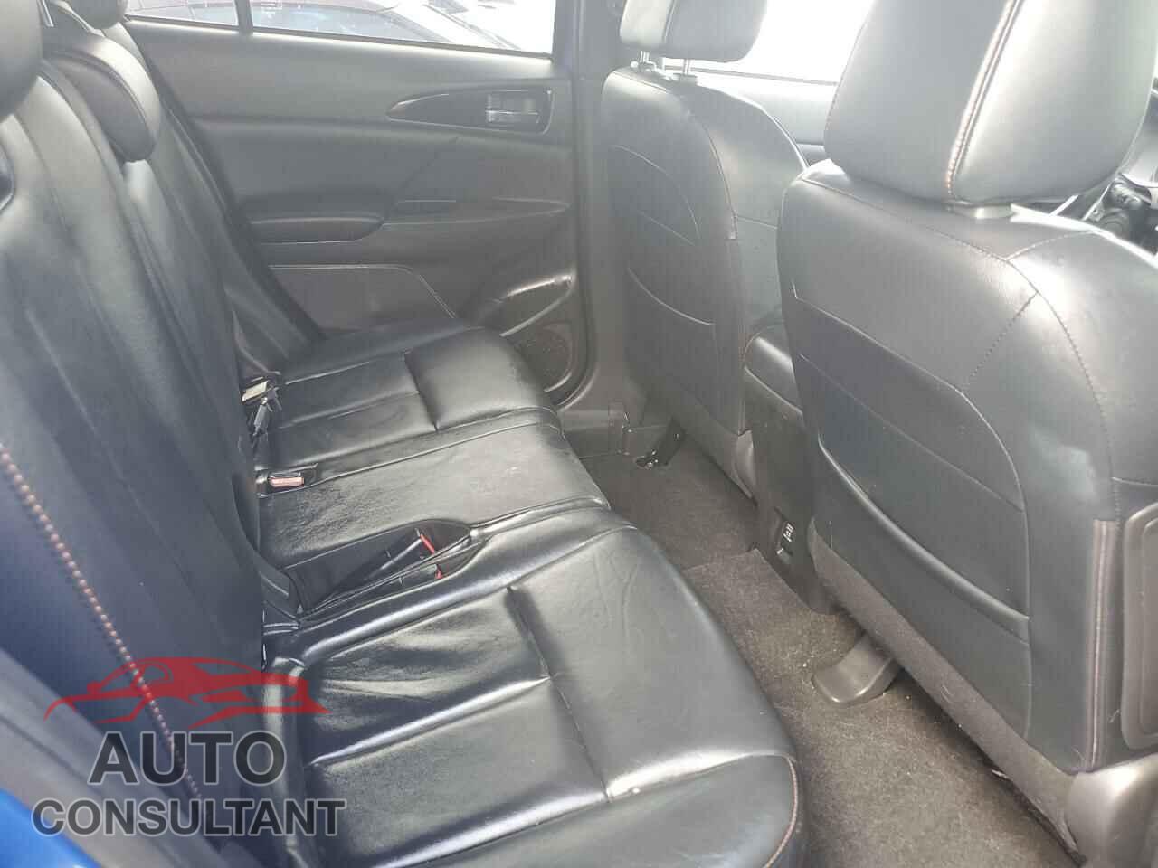 MITSUBISHI ECLIPSE 2018 - JA4AT5AA2JZ044511