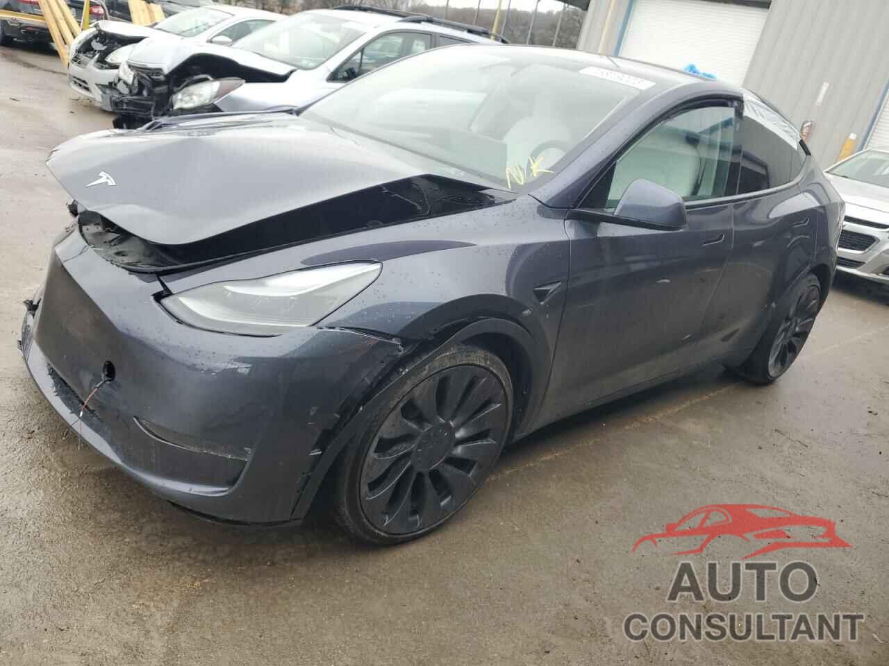 TESLA MODEL Y 2023 - 7SAYGDEF7PF895018