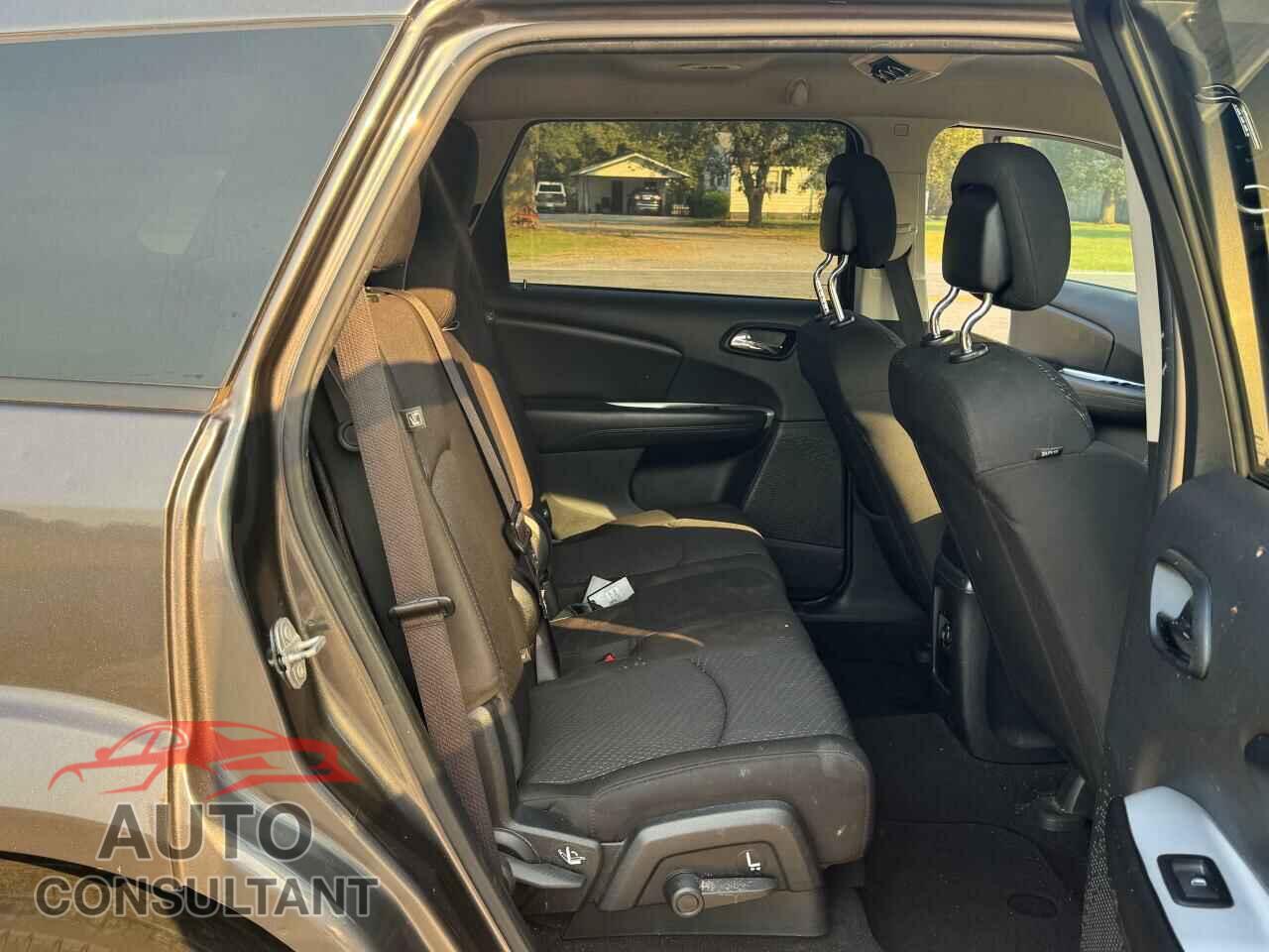DODGE JOURNEY 2017 - 3C4PDCAB9HT586720