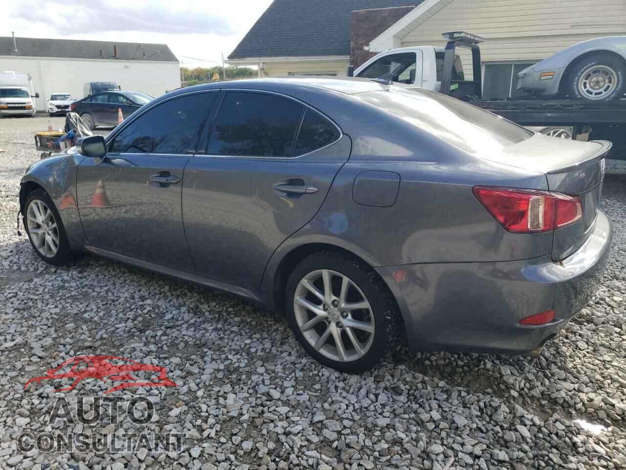 LEXUS IS 2013 - JTHCF5C24D5063342