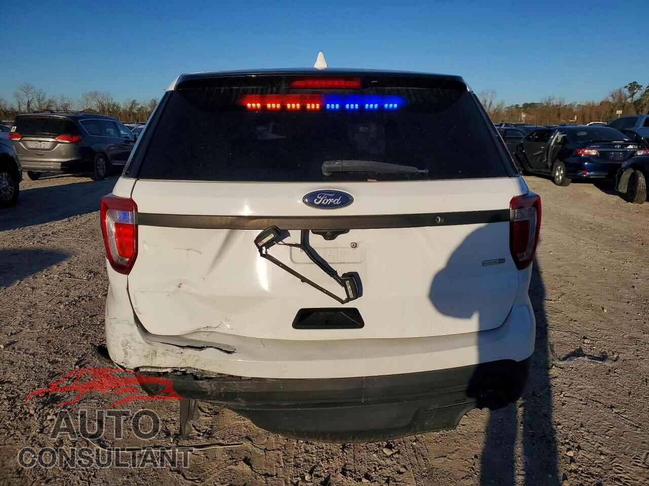 FORD EXPLORER 2017 - 1FM5K8AR8HGA94820