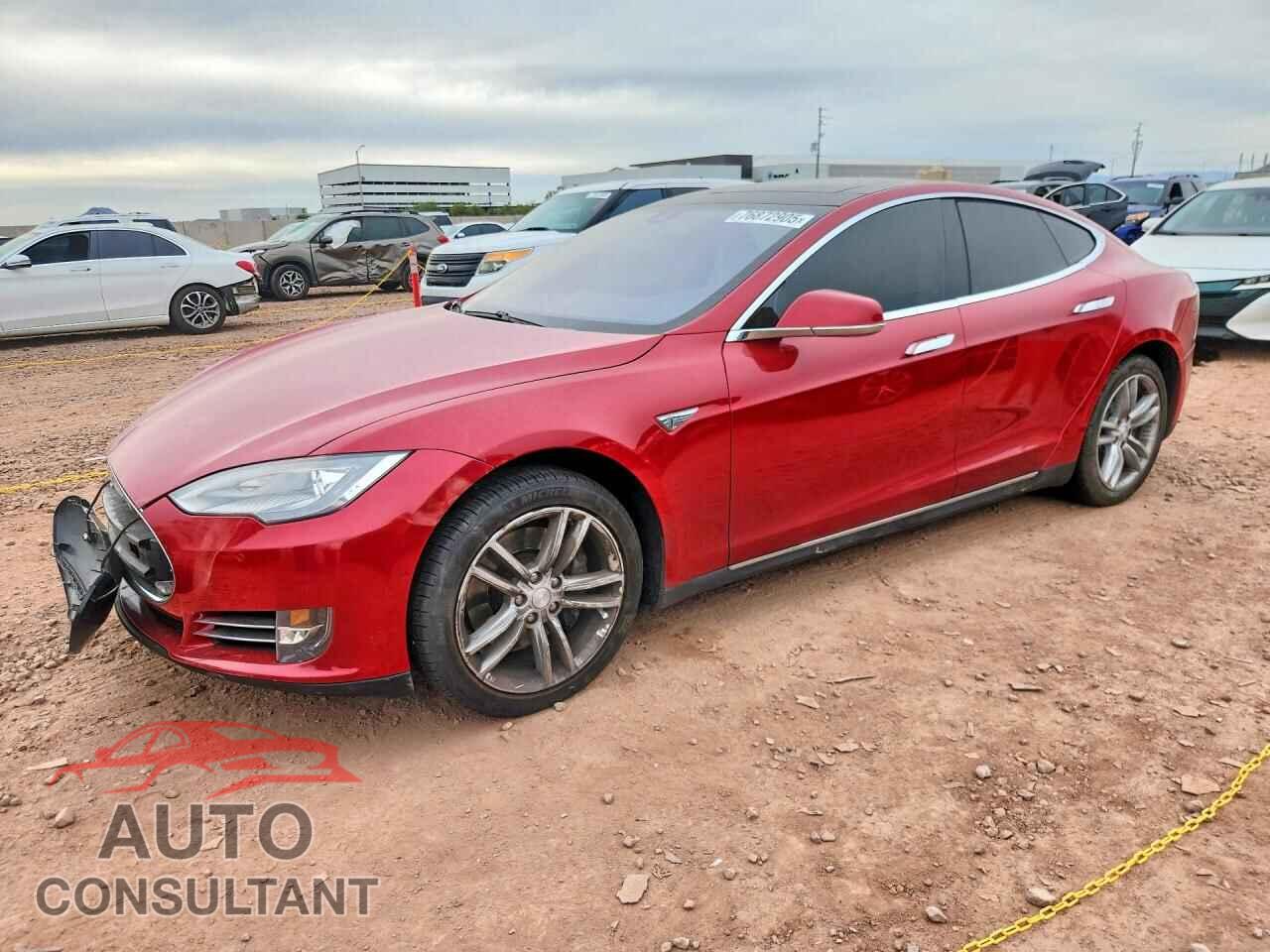 TESLA MODEL S 2014 - 5YJSA1H11EFP56292