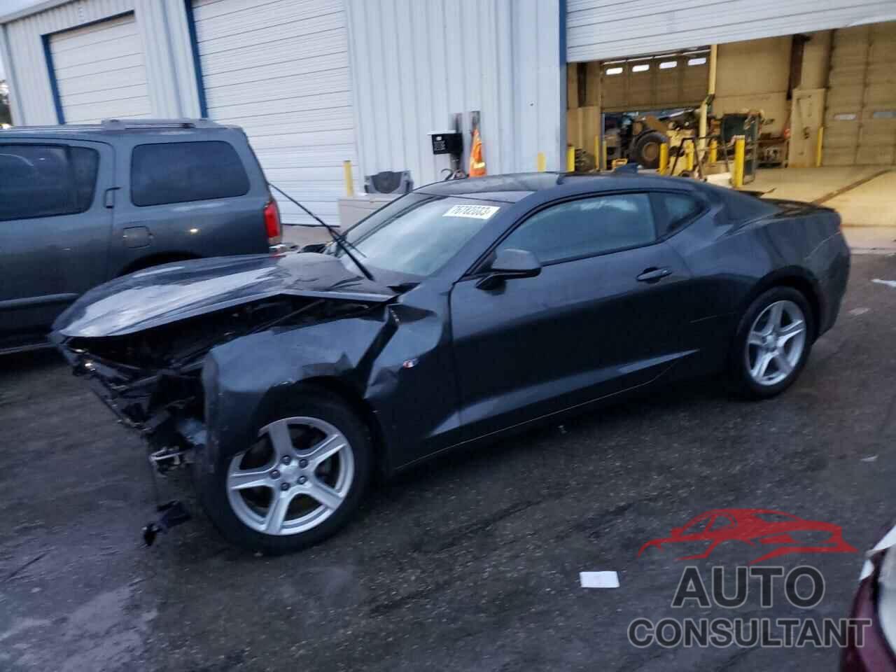 CHEVROLET CAMARO 2018 - 1G1FB1RX2J0176567