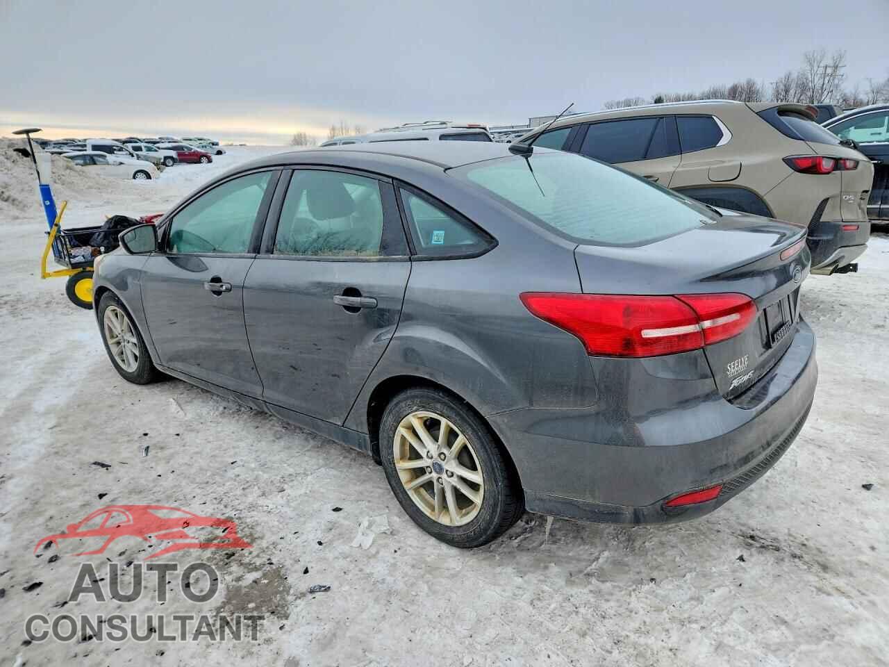 FORD FOCUS 2017 - 1FADP3F20HL324167