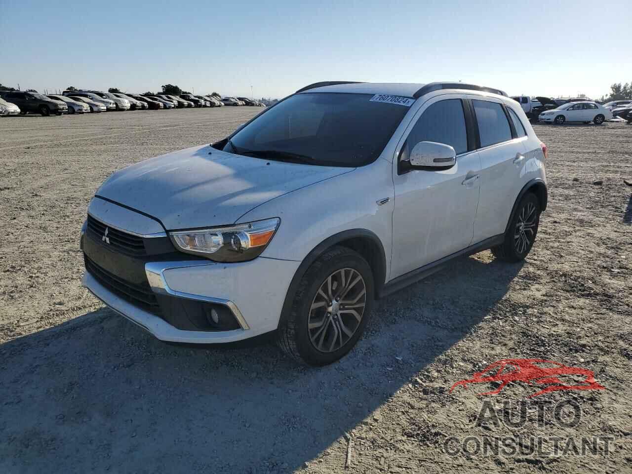 MITSUBISHI OUTLANDER 2017 - JA4AP4AW8HZ016703