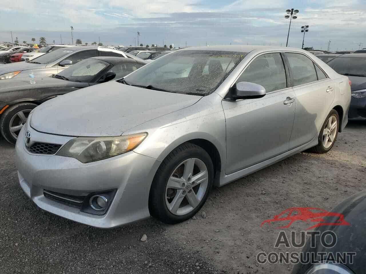 TOYOTA CAMRY 2013 - 4T1BF1FK2DU231661