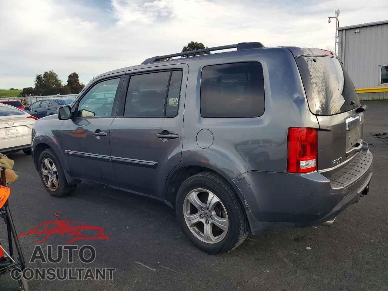HONDA PILOT 2012 - 5FNYF3H77CB005187